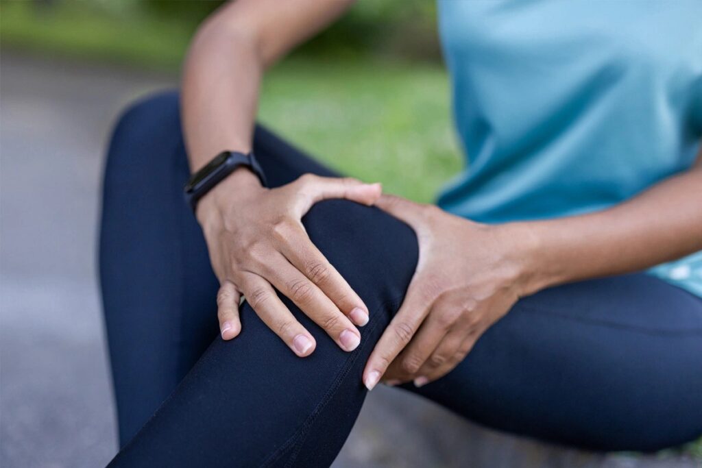 Knee Pain When Standing Up From Sitting Treatment Options - Spine and Joint Pain Center Knee Pain When Standing Up From Sitting Treatment Options